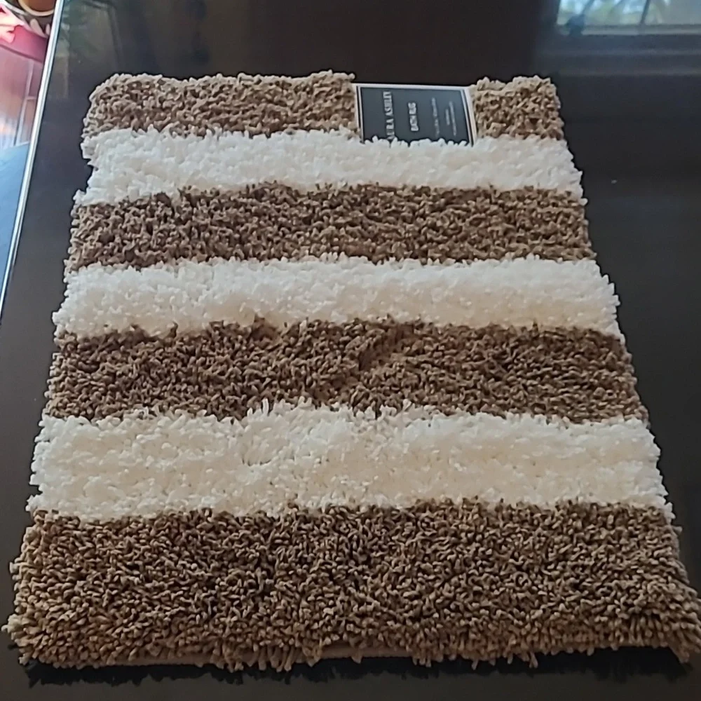 Laura Ashley Bath Rug